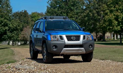 Photo of a 2012-2015 Nissan Xterra in Metallic Blue (paint color code B17)