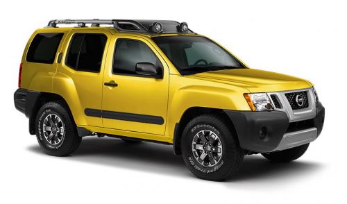 Photo of a 2015 Nissan Xterra in SolarFlare Yellow (paint color code EAZ)