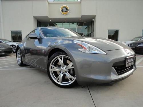 Photo of a 2011-2020 Nissan Z in Gun Metallic (paint color code KAD)