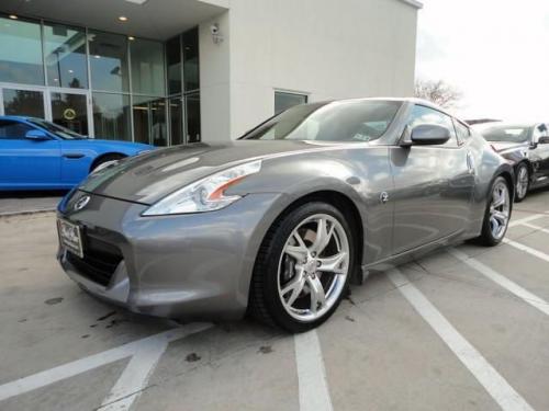 Photo of a 2011-2020 Nissan Z in Gun Metallic (paint color code KAD)