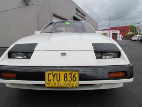 Photo of a 1984-1985 Nissan Z in Mint White (paint color code 002)