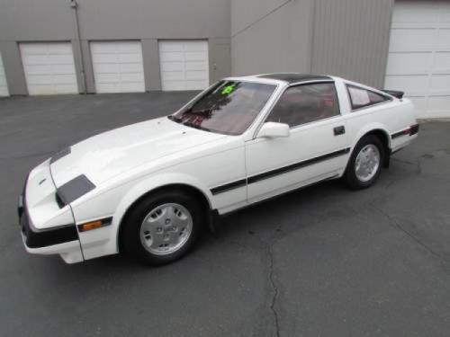 Photo of a 1984-1985 Nissan Z in Mint White (paint color code 002)