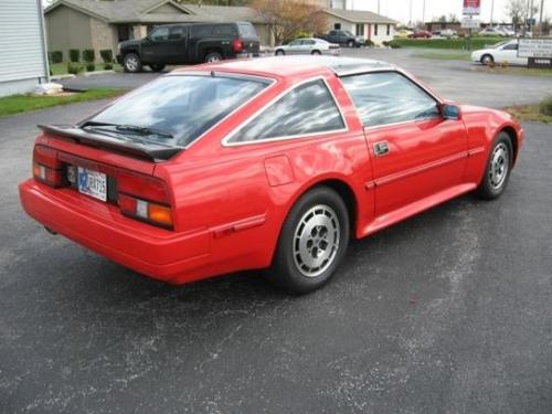 Photo of a 1986-1987 Nissan Z in Hot Red (paint color code 526)