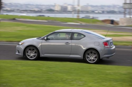 Photo of a 2011-2016 Scion tC in Cement (paint color code 1H5)