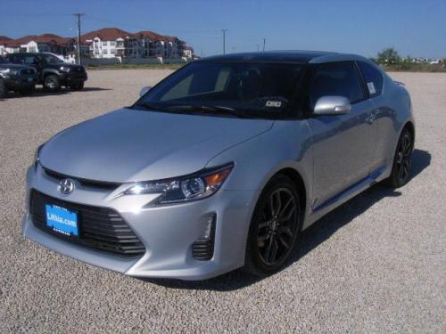 Photo of a 2014 Scion tC in Silver Ignition (paint color code 1J8)