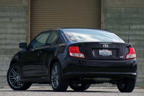 Photo of a 2011-2013 Scion tC in Sizzling Crimson Mica (paint color code 3R0)