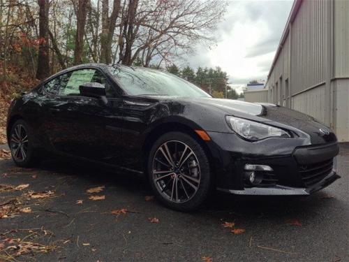 Photo of a 2013-2020 Subaru BRZ in Crystal Black Silica (paint color code D4S)