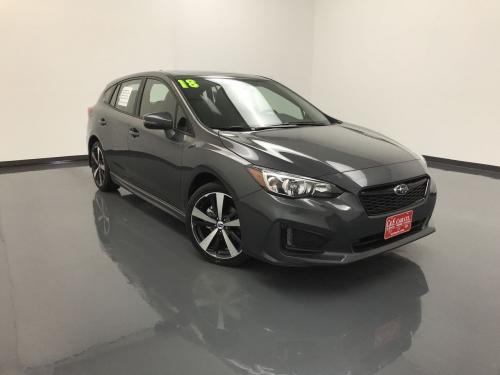 Photo of a 2017-2023 Subaru Impreza in Crystal Black Silica (paint color code D4S)