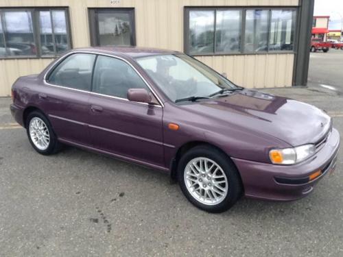 Photo of a 1993-1994 Subaru Impreza in Amethyst Metallic (paint color code 363)