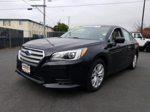 Photo of a 2015-2019 Subaru Legacy in Crystal Black Silica (paint color code D4S)