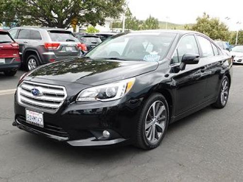 Photo of a 2015-2019 Subaru Legacy in Crystal Black Silica (paint color code D4S)