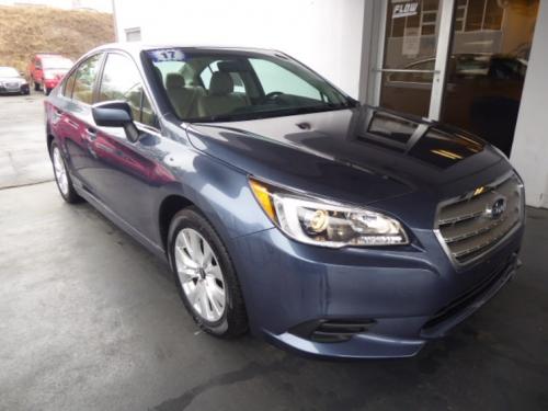 Photo of a 2015-2018 Subaru Legacy in Twilight Blue Metallic (paint color code H1Q)