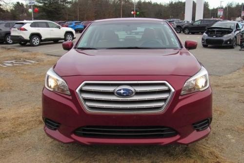 Photo of a 2015-2017 Subaru Legacy in Venetian Red Pearl (paint color code H2Q)