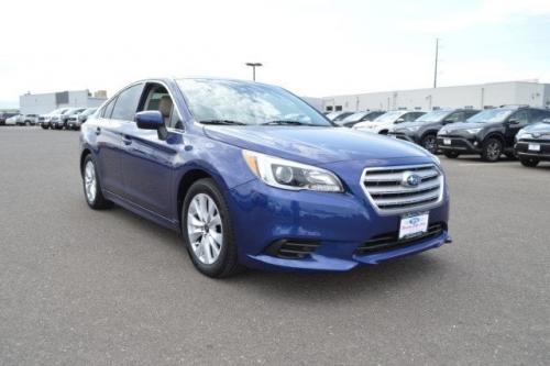 Photo of a 2015-2017 Subaru Legacy in Lapis Blue Pearl (paint color code K3X)