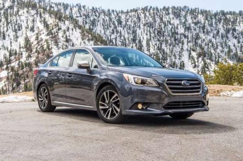 Photo of a 2015-2017 Subaru Legacy in Carbide Gray Metallic (paint color code K6U)