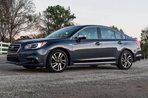 Photo of a 2015-2017 Subaru Legacy in Carbide Gray Metallic (paint color code K6U)