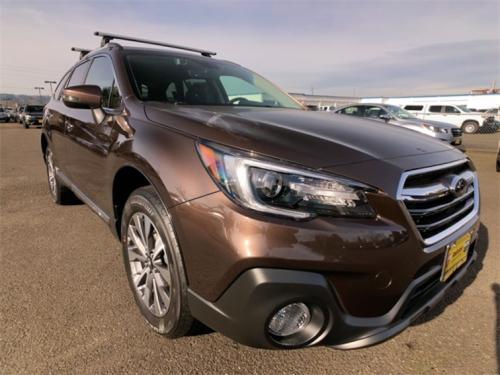 Photo of a 2019 Subaru Legacy in Cinnamon Brown Pearl (paint color code SAM)