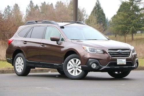 Photo of a 2019 Subaru Legacy in Cinnamon Brown Pearl (paint color code SAM)