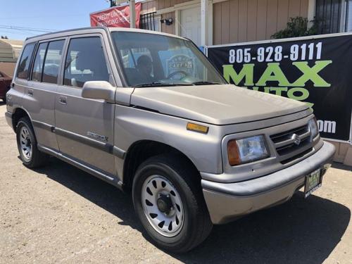 Photo of a 1995-1998 Suzuki Sidekick in Gray Sable Metallic (paint color code Y45)