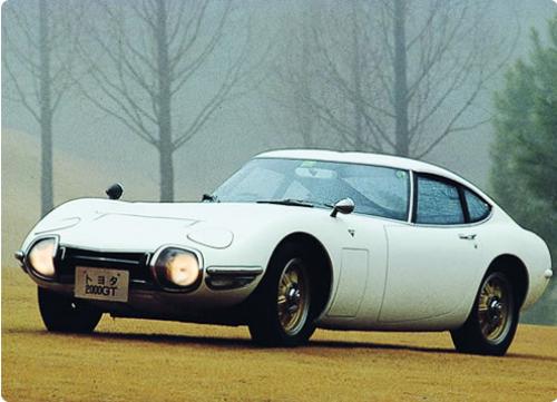 Photo of a 1968-1969 Toyota 2000GT in Pegasus White (paint color code T3223)