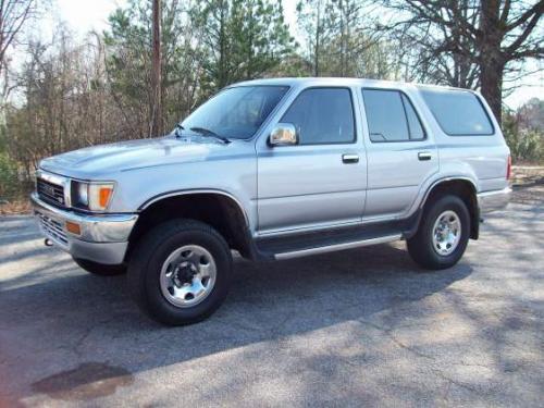 Photo of a 1990-1992 Toyota 4Runner in Silver Metallic (paint color code 147)