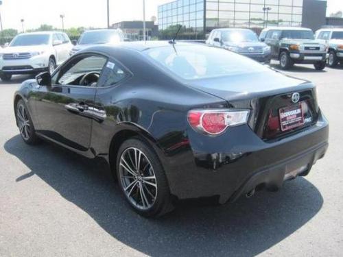 Photo of a 2013-2020 Toyota 86 in Raven (paint color code D4S)