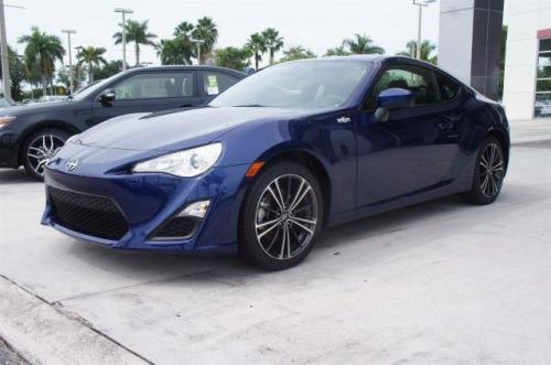 Photo of a 2016-2020 Toyota 86 in Oceanic (paint color code K3X)