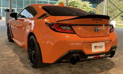 Photo of a 2023 Toyota 86 in Solar Shift (paint color code WCL)