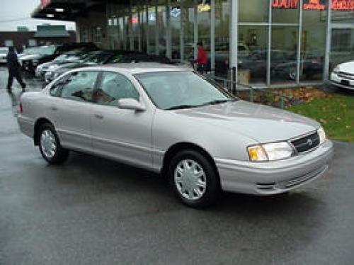 Photo of a 1997-1999 Toyota Avalon in Vintage Rose Metallic (paint color code 4N5)