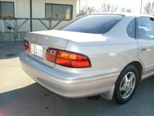 Photo of a 1997-1999 Toyota Avalon in Vintage Rose Metallic (paint color code 4N5)