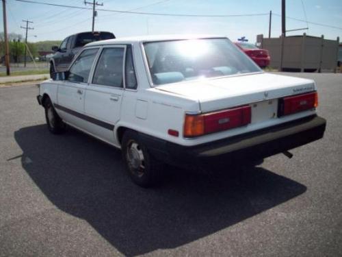 Photo of a 1985-1986 Toyota Camry in White (paint color code 041)