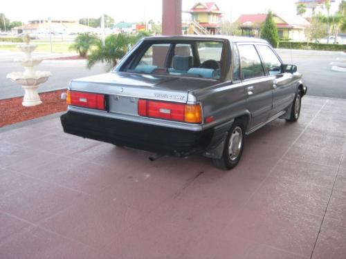 Photo of a 1986 Toyota Camry in Medium Gray Metallic (paint color code 157)