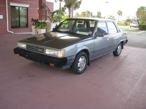 Photo of a 1986 Toyota Camry in Medium Gray Metallic (paint color code 157)