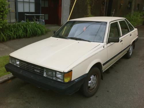 Photo of a 1983-1984 Toyota Camry in Creme (paint color code 557)