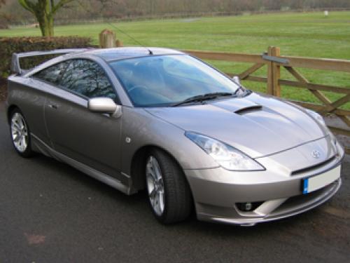 Photo of a 2004-2005 Toyota Celica in Thunder Cloud Metallic (paint color code 1D2)