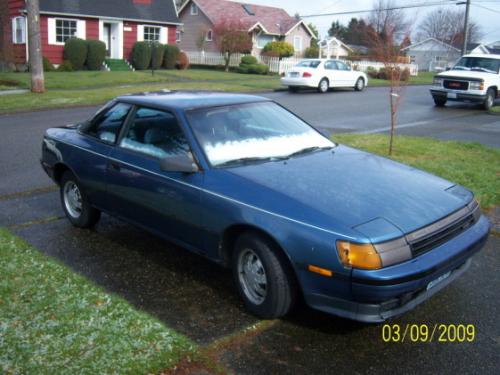 Photo of a 1987-1988 Toyota Celica in Blue Metallic (paint color code 8D7)