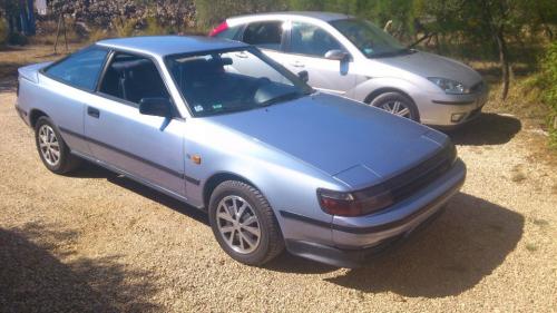 Photo of a 1989 Toyota Celica in Ice Blue Pearl (paint color code 8G2)