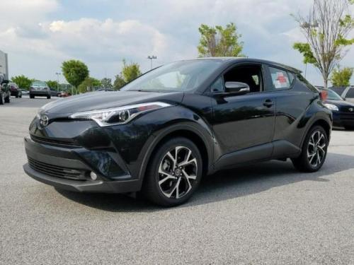 Photo of a 2018-2022 Toyota C-HR in Black Sand Pearl (paint color code 209)