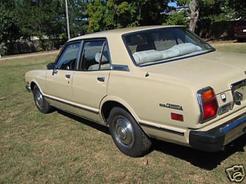 Photo of a 1978-1980 Toyota Cressida in Beige (paint color code 464)