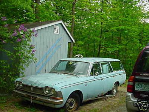 Photo of a 1968-1971 Toyota Crown in Horizontal Blue (paint color code T1208)