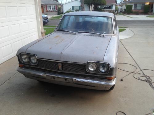 Photo of a 1968-1971 Toyota Crown in Palmela Gray Metallic (paint color code T1421)