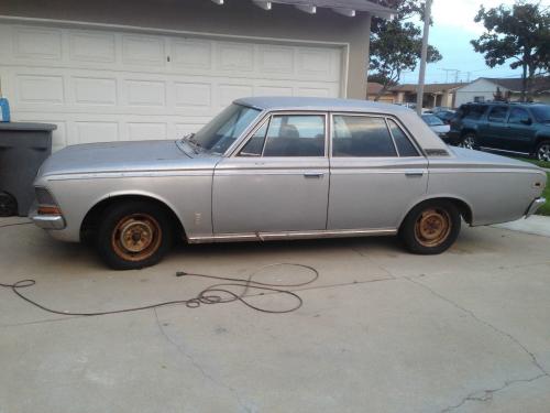 Photo of a 1968-1971 Toyota Crown in Palmela Gray Metallic (paint color code T1421)