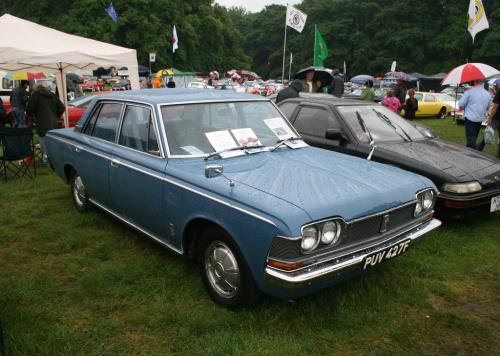 Photo of a 1968-1971 Toyota Crown in Delphi Blue Metallic (paint color code T1423)