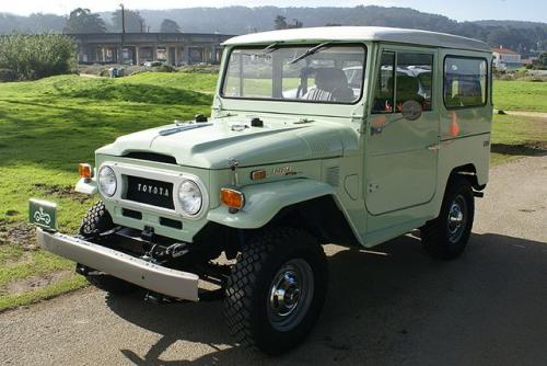 Photo of a 1970 Toyota Land Cruiser in Spring Green (paint color code T1028)