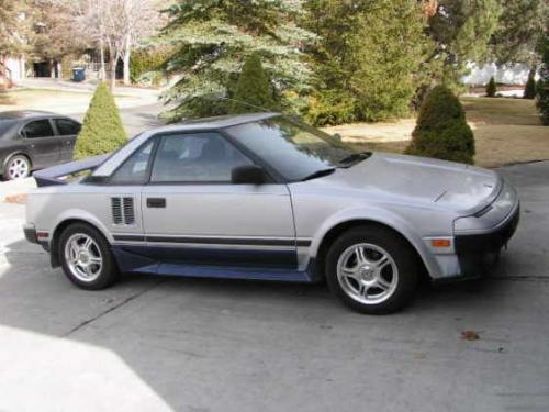 Photo of a 1985-1986 Toyota MR2 in Super Silver Metallic (paint color code 150)