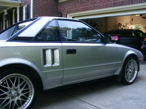 Photo of a 1985-1986 Toyota MR2 in Super Silver Metallic (paint color code 150)