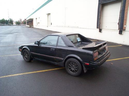 Photo of a 1986-1988 Toyota MR2 in Black Metallic (paint color code 204)