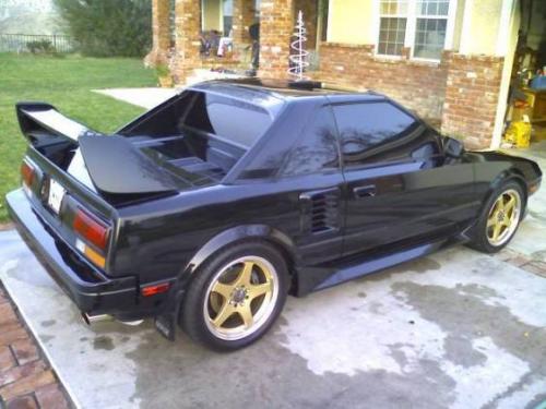 Photo of a 1986-1988 Toyota MR2 in Black Metallic (paint color code 204)