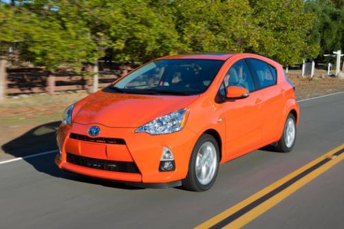 Photo of a 2012-2014 Toyota Prius c in Habanero (paint color code 4V7)