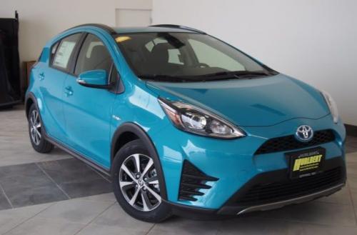 Photo of a 2018-2019 Toyota Prius c in Tide Pool Pearl (paint color code 792)